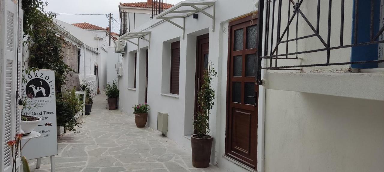 Ferienwohnung Το Στενάκι Skiathos-Stadt Exterior foto
