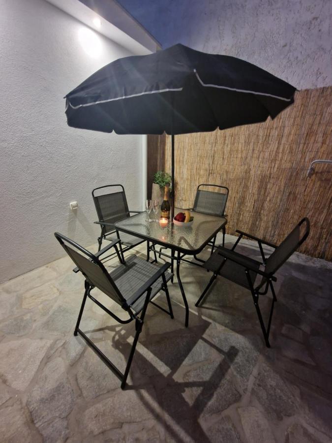 Ferienwohnung Το Στενάκι Skiathos-Stadt Exterior foto